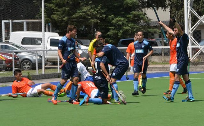 En caballeros, Mendoza tiene el equipo